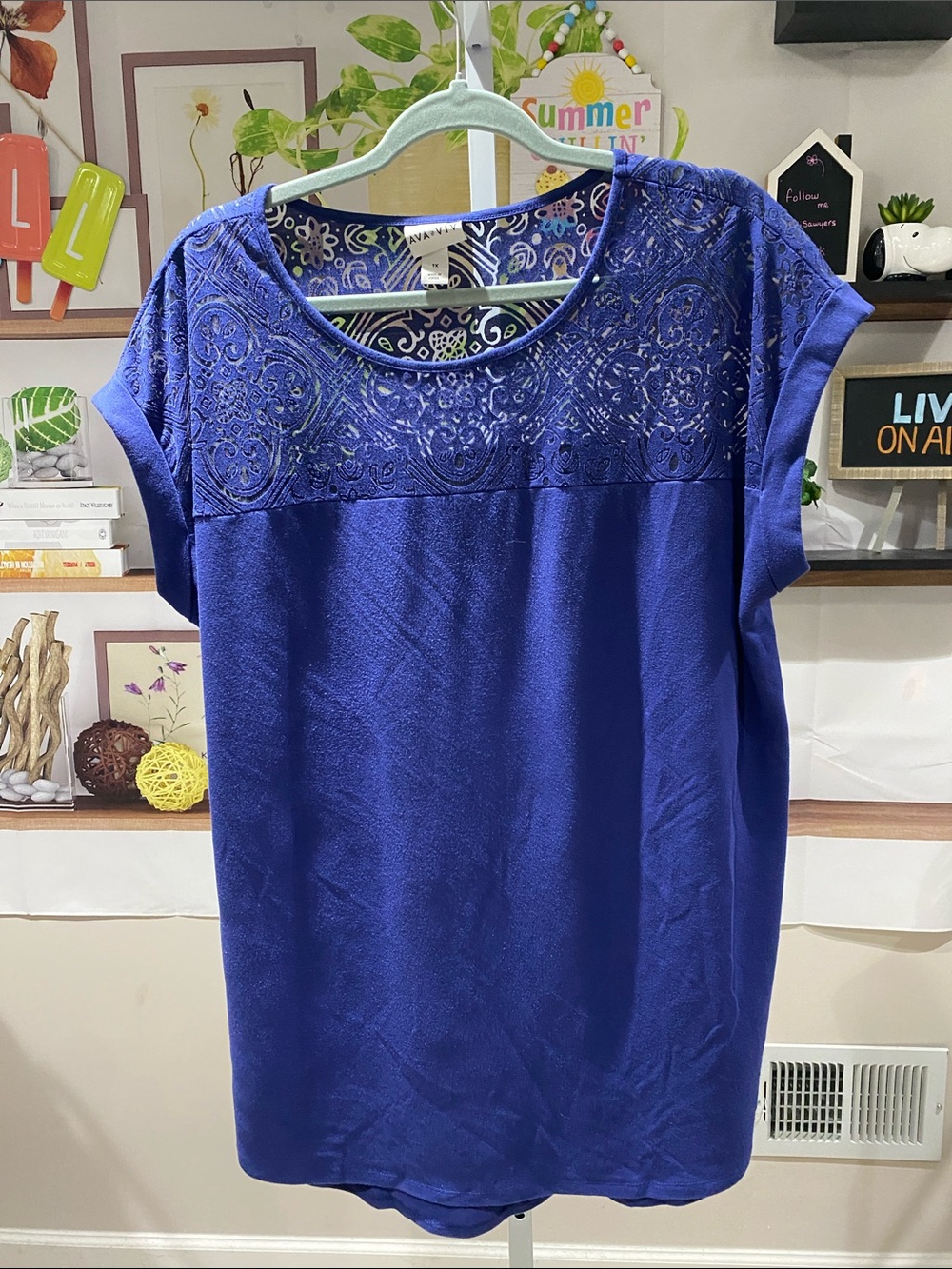 Ava & Viv Royal Blue Lace Yoke Short Sleeve Tunic size 1 X. Some wash wear.